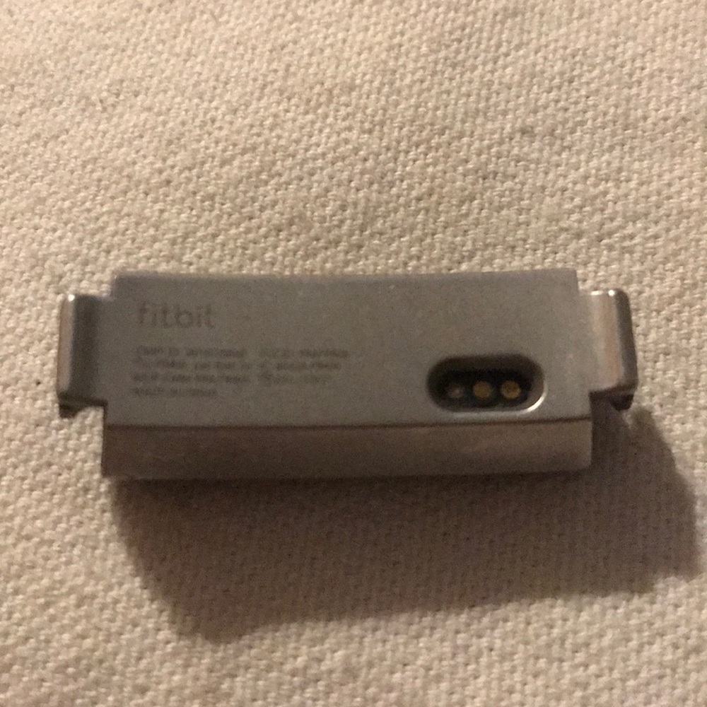 FitBit Alta w/ charger & 2 bling, rose gold bands